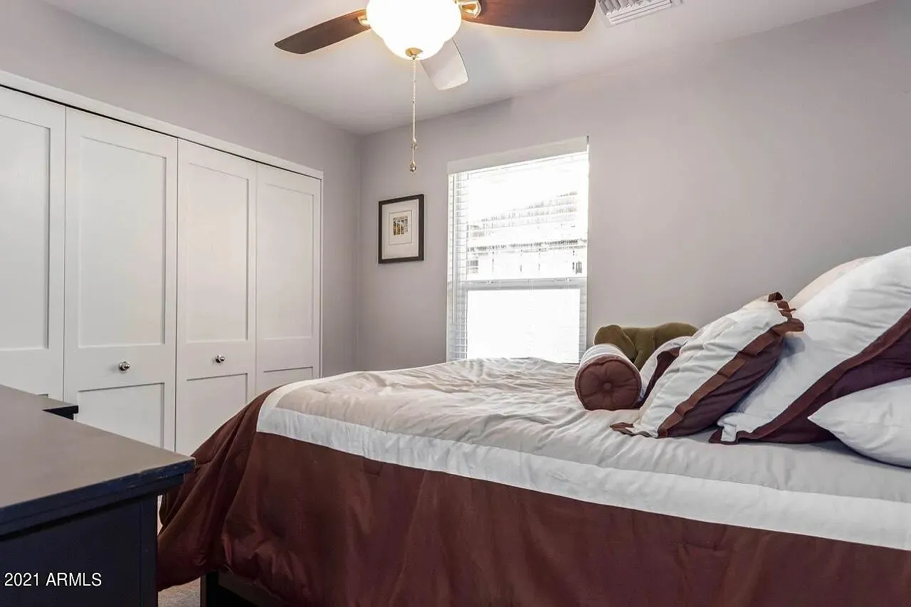 2 bed, 1450 sqft, $2,400 — Photo 2