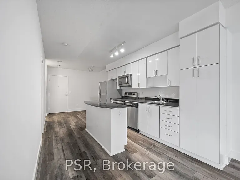 50 John St #618 — Photo 2