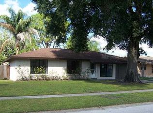 8207 Drycreek Dr, Tampa, FL 33615