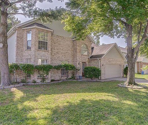 2nd image of 3910 Benington Dr