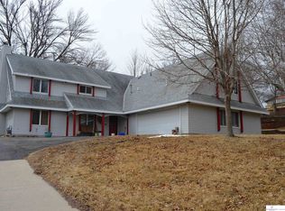 20585 Greenview Rd, Council Bluffs, IA 51503