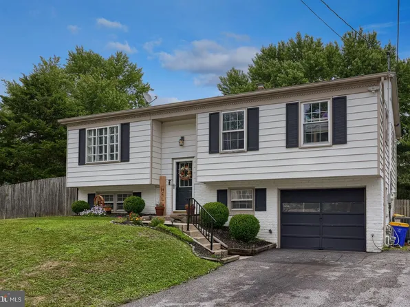 2520 Log Cabin Rd, York, PA 17408