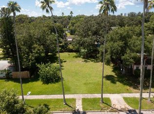 1051 Nokomis St, Clearwater, FL 33755