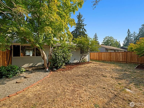 4th image of 222 SW 305th Street