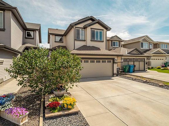 2nd image of 386 N Moonlight Way W