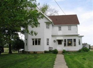 112 W Badger St, Shannon, IL 61078