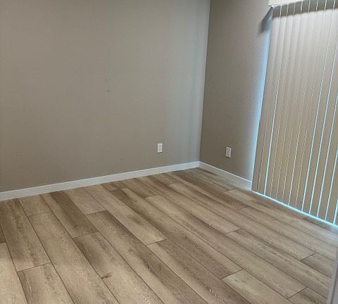 2nd image of 2030 E Michigan Ave