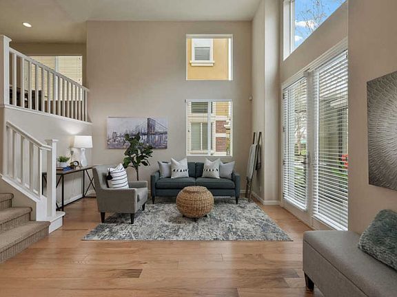 3rd image of 6620 Sierra Ln