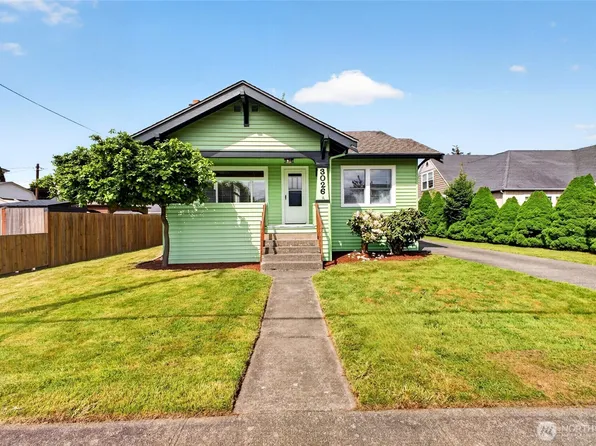 3026 Porter Street, Enumclaw, WA 98022
