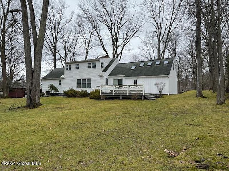 4th image of 33 Van Winkle Drive