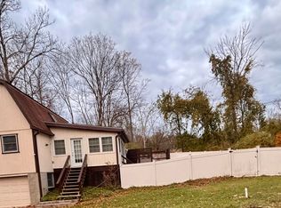 308 Airport Rd, East Stroudsburg, PA 18301