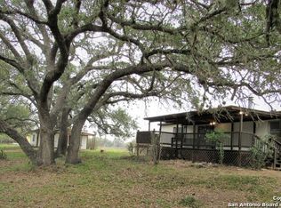 410 Peach Tree Ave, Poteet, TX 78065