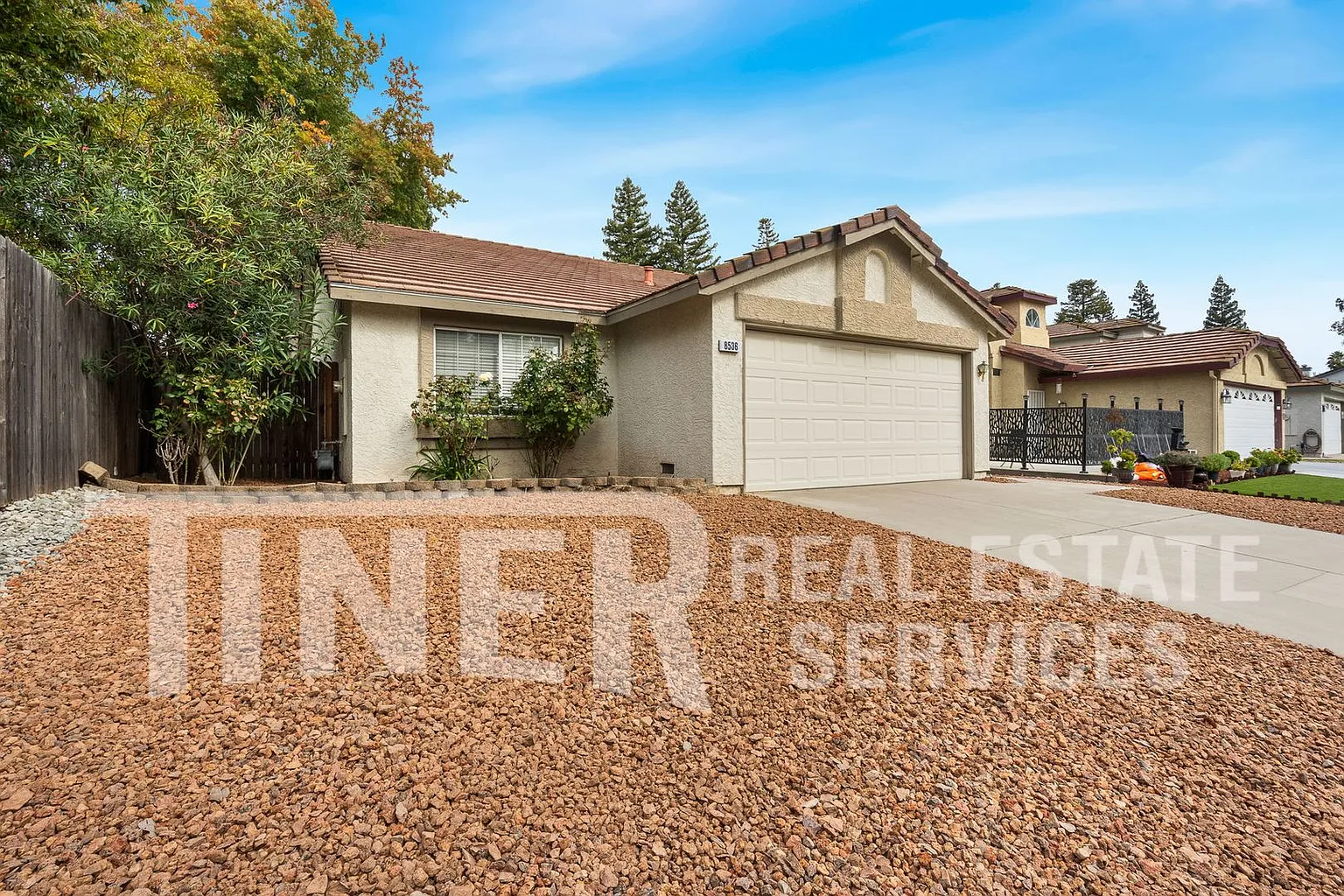 8536 Oakenshield Cir photo 1