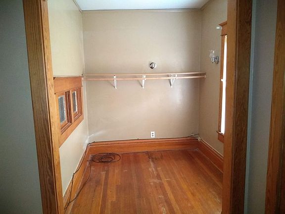 5th image of 3816 E 61st St