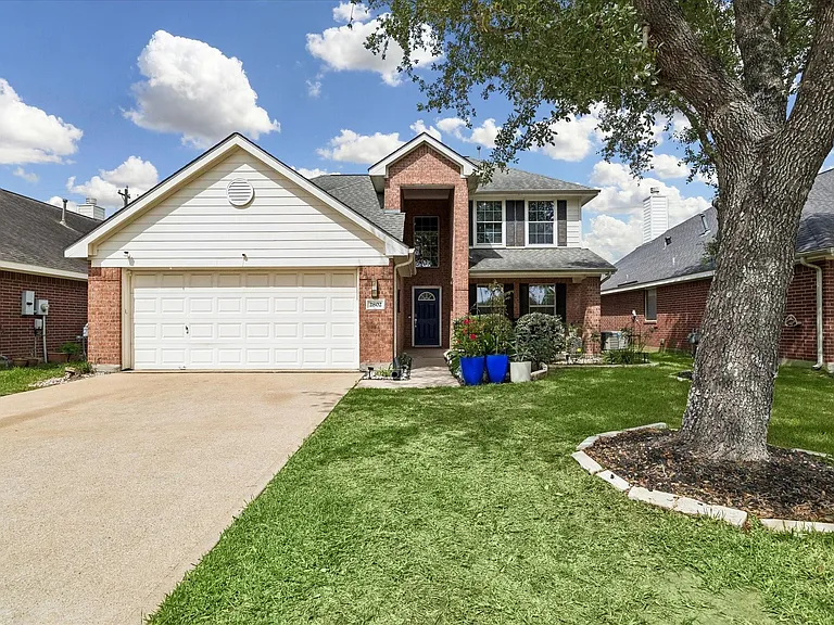 2802 White Sands Dr — Photo 2