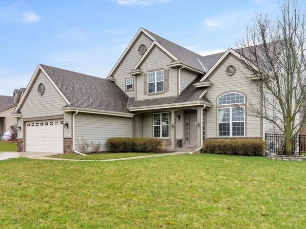 3811 East Bluestem DRIVE, Oak Creek, WI 53154