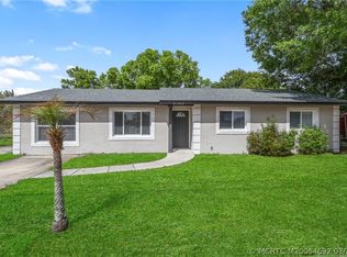 2702 Sheraton Blvd, Fort Pierce, FL 34946