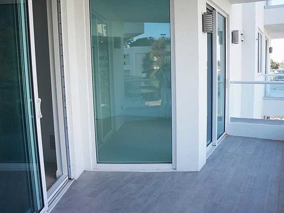 2nd image of 6362 Collins Ave #4C