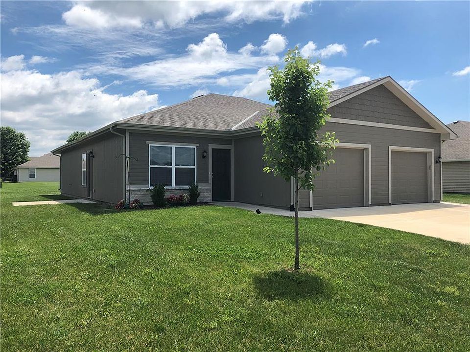 2nd image of 616 & 618 Terry Dr
