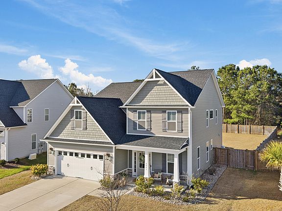 5th image of 2041 Blue Spruce Drive