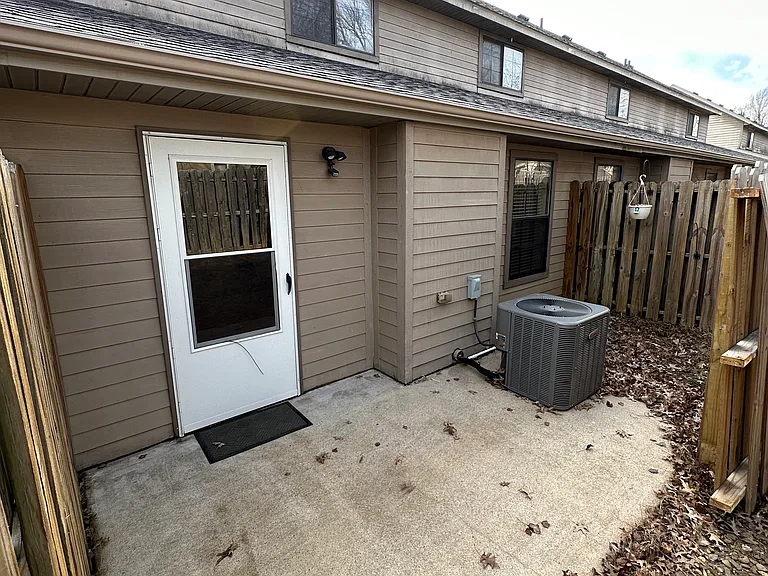 3449 W Chevaux Dr — Photo 9