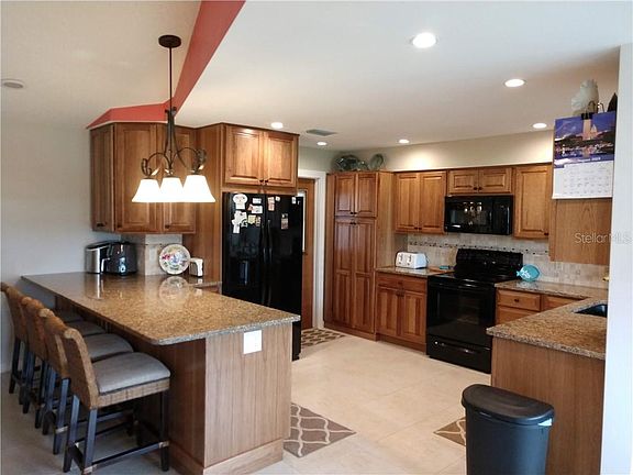 5th image of 602 Bramblewood Ln #187