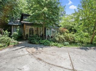 1054 Beech Haven Rd NE, Atlanta, GA 30324