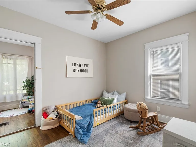 1257 Donald Ave — Photo 7