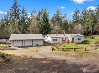 20416 19th St SW, Lakebay, WA 98349