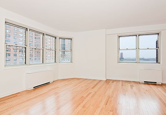 3rd image of 300 E 40th St APT 6H