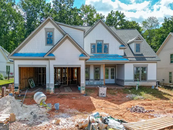 467 Lake Vista Dr, Statham, GA 30666