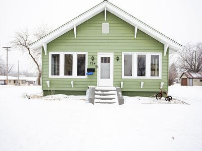 724 5th Ave SE, Jamestown, ND, 58401