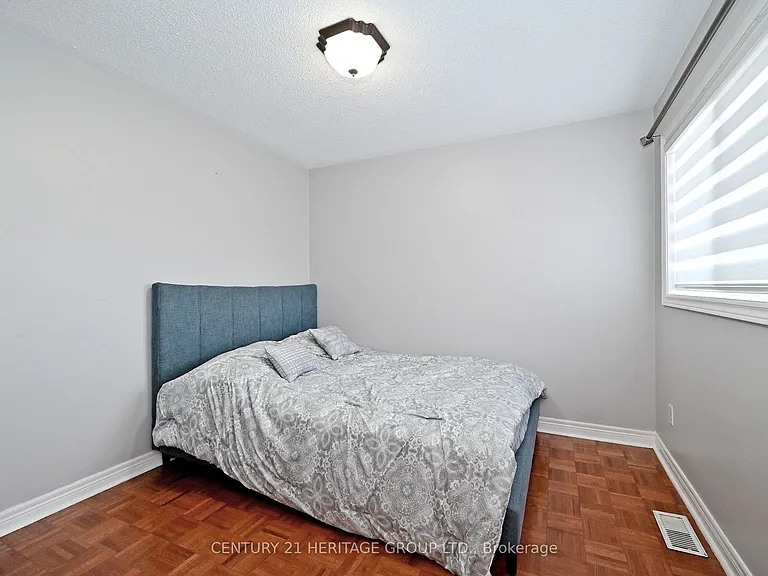 44 Equator Cres — Photo 23