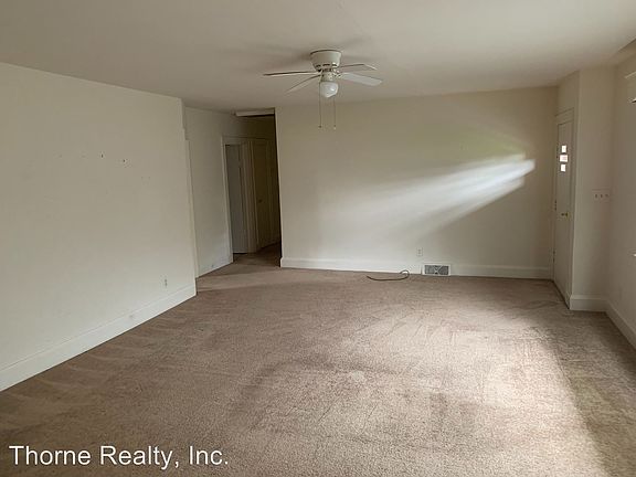 4th image of 8175 W Mount Dr
