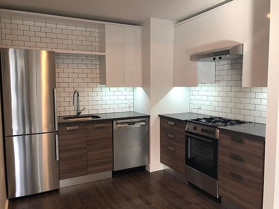 5th image of 186 Greenpoint Ave APT 4C