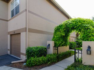 1049 Normandy Trace Rd, Tampa, FL 33602