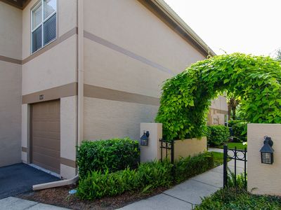 1049 Normandy Trace Rd, Tampa, FL, 33602