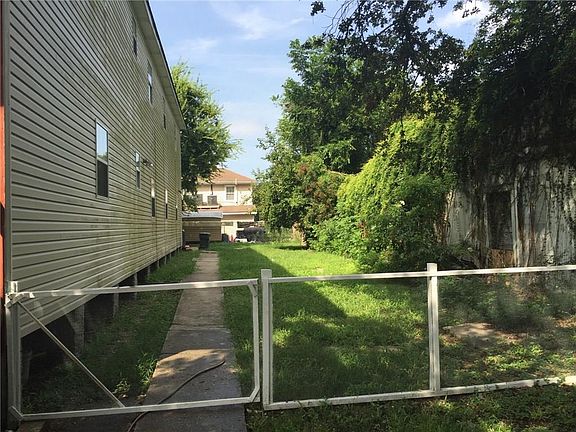 5th image of 3416-18 Washington Ave
