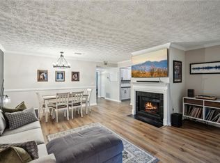 1605 Beaumont Cir, Duluth, GA 30096