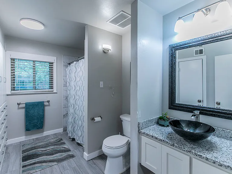 2518 Marlandwood Rd — Photo 19