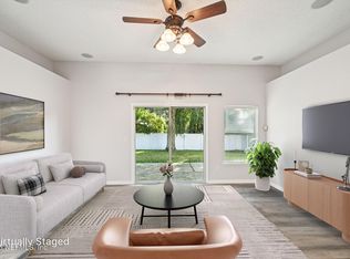 13617 DEVAN LEE Drive E, Jacksonville, FL 32226