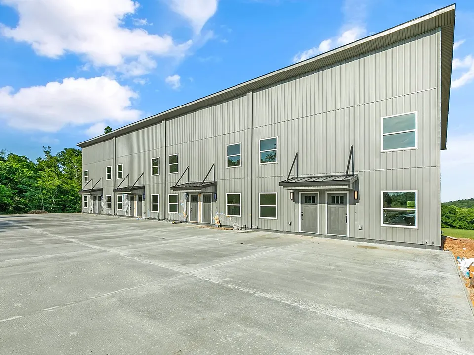 18398 S Highway 71 #108