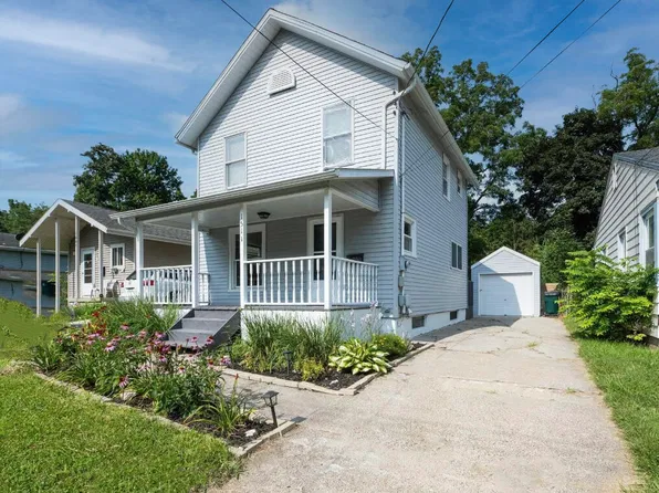 1511 Robertson Ave, Lansing, MI 48915