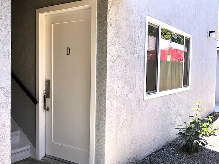2614 Kansas Ave — Photo 5