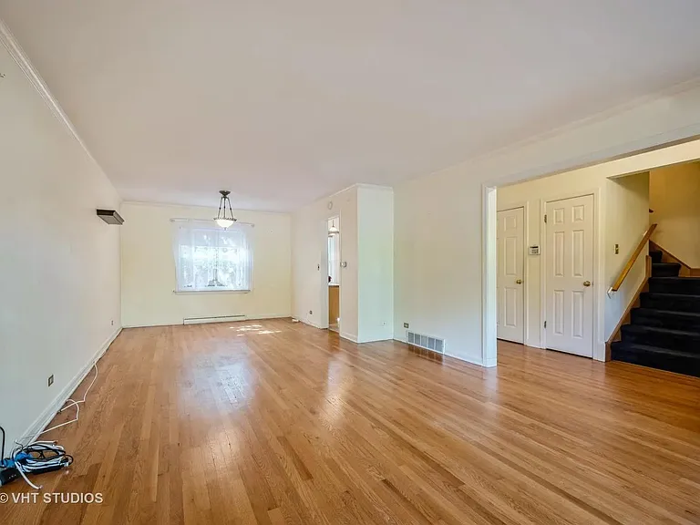 2338 Prairie Ave — Photo 6