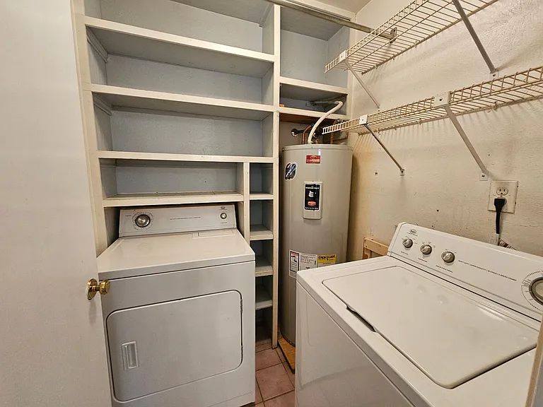 7713 Jerome Dr — Photo 17