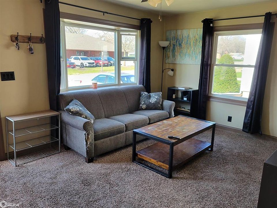 939 17th St NE, Mason City, IA 50401 Zillow