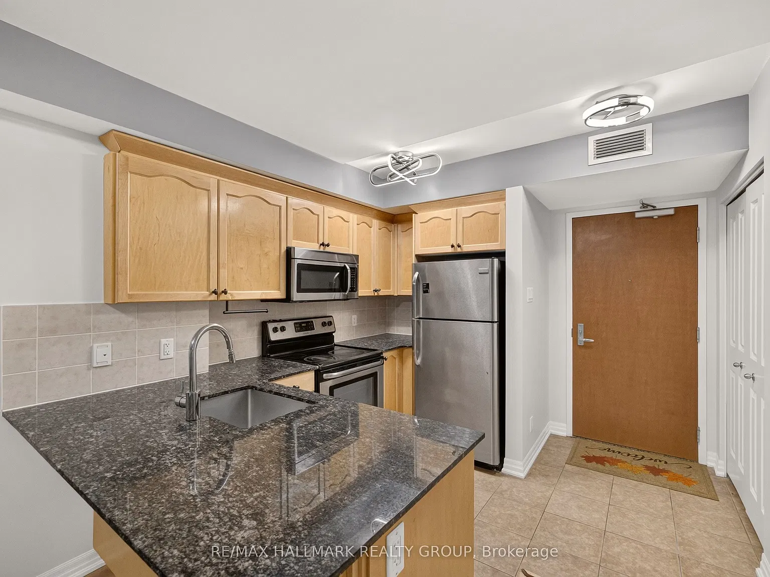 Claridge Plaze Phase 3 — Photo 2