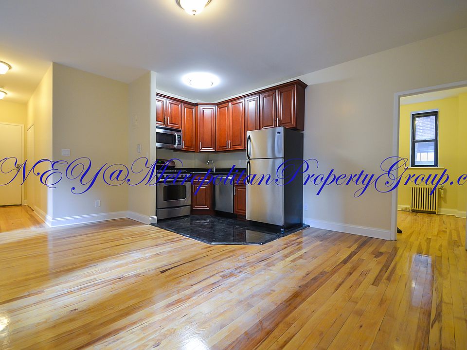 2nd image of 150 W 47th St #5IJN