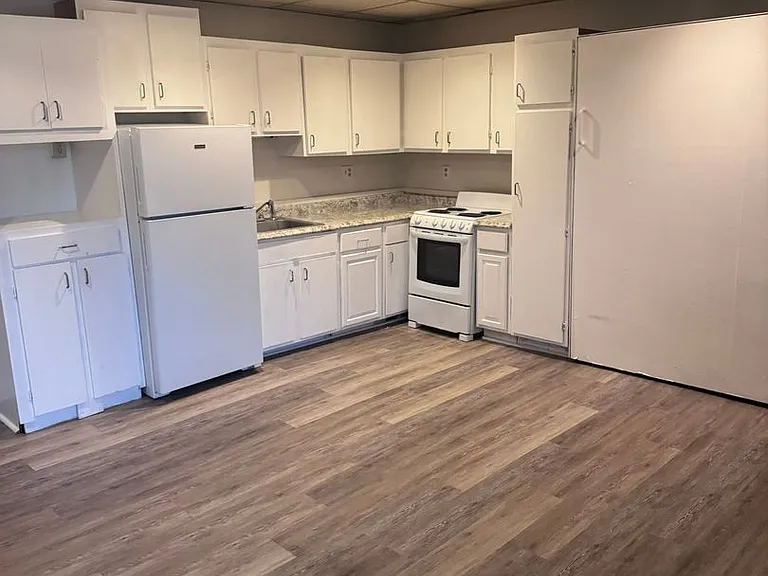 26-28 N Locust St — Photo 1
